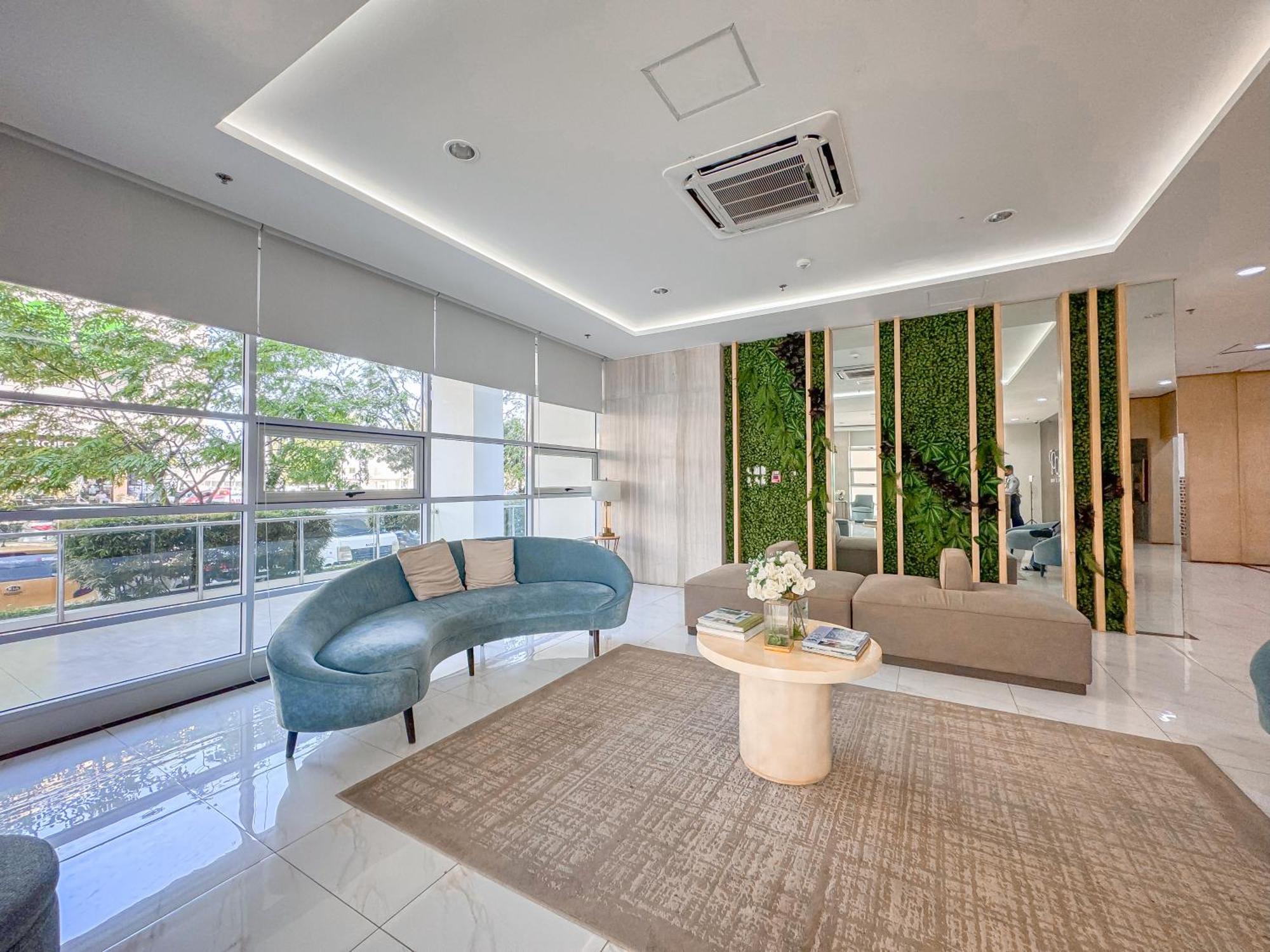 The Loop 2Br Fully Furnished Corner Unit W Balcony Appartement Cagayan de Oro Buitenkant foto